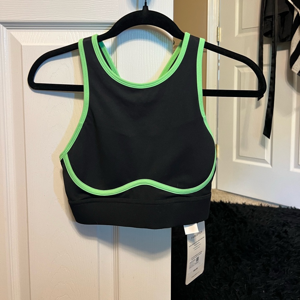 NWT Fabletics Blare Cross Back High Impact Sports Bra